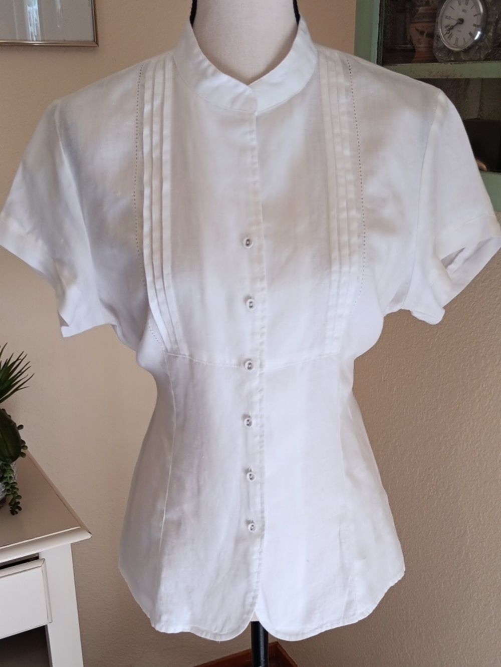 Tweeds Linen Short-Sleeve Button Front White Shirt - Classic